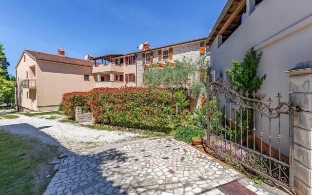 Amazing Home in Medulin With Wifi and 4 Bedrooms