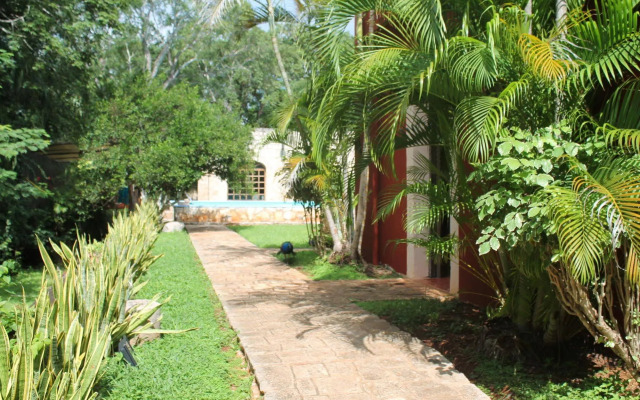 Hacienda Blanca Flor