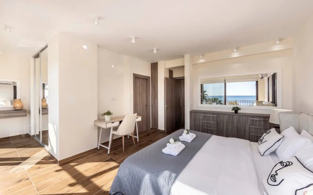 Ayia Napa Seafront Ionion Villa H5