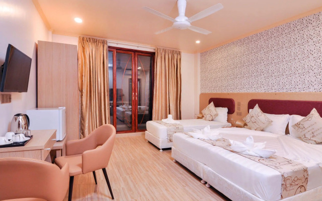 Sunrise Beach and Spa Hotel