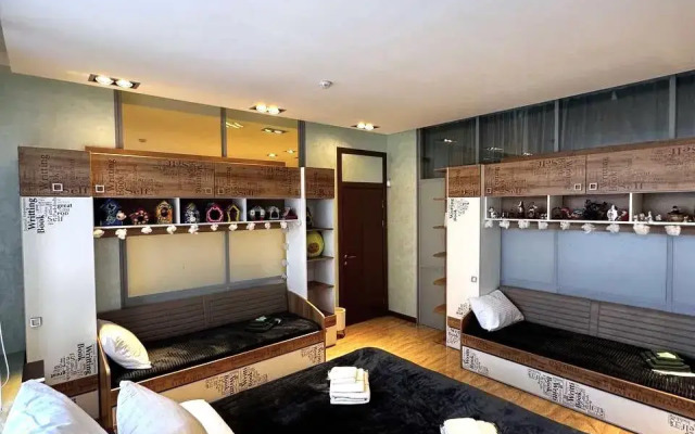 Themed Apartments "Zeleniy Kvartal"