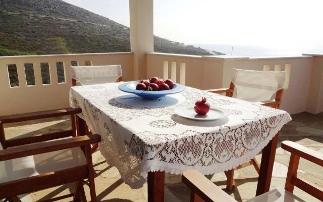 Luxury Family Apartment - Pool, Seaview, 200m Beach