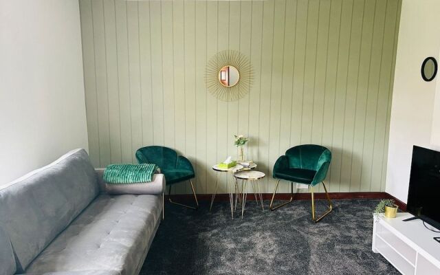 Lady Wilson Apartment