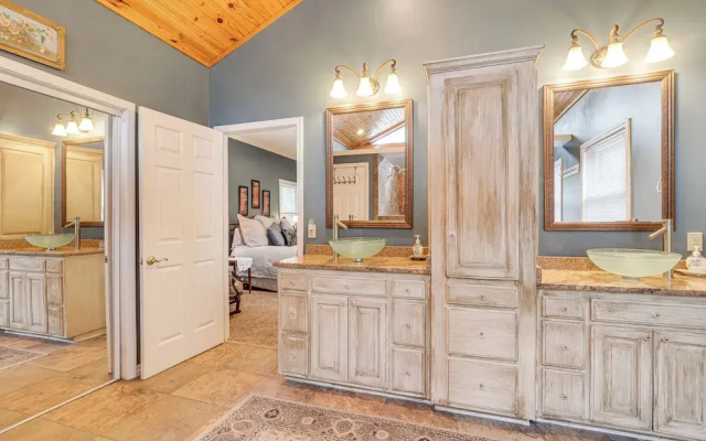 Waterfront Beaver Lake House w/ Deck & Fire Pit!