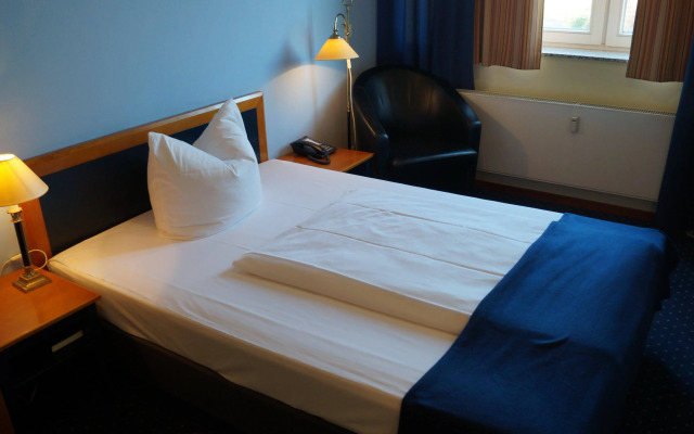 H24 Hoteltow