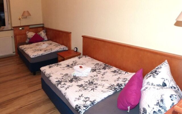 Messe-Zimmer TuS-Treff