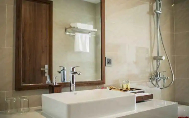 Miracle Luxury