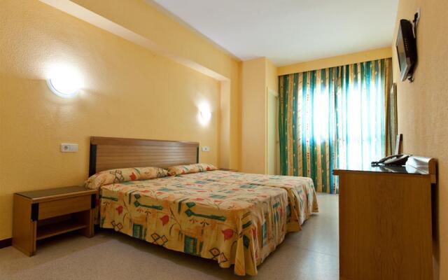 Planet One Hotel