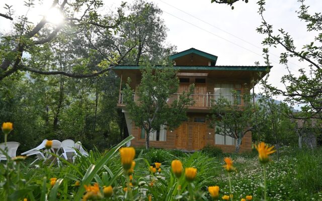 Cascade Mountain Retreat Manali