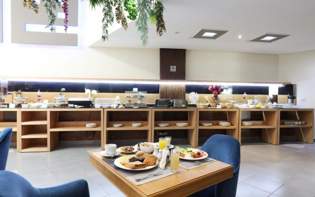 Silver Suites Hotel & Spa