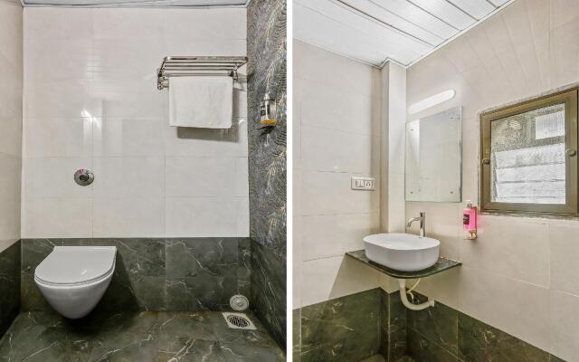 Collection O 84249 Hotel Ulife