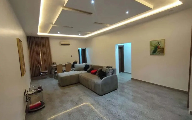 Camille's Luxury Apartment