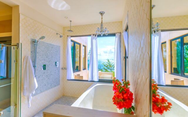 Villa Encantada by Coco B Isla