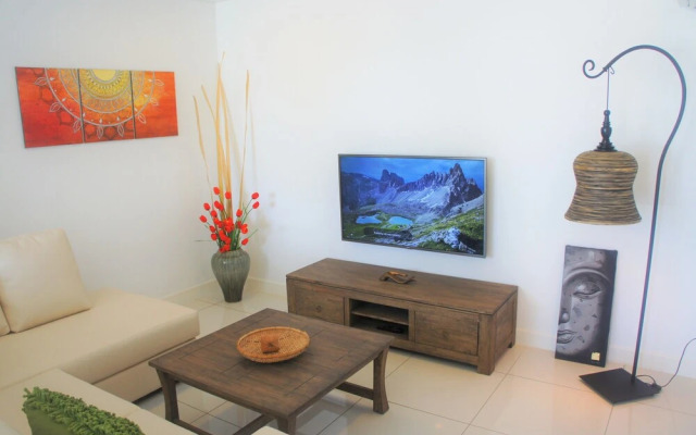 Horizon 1BR Condo 10