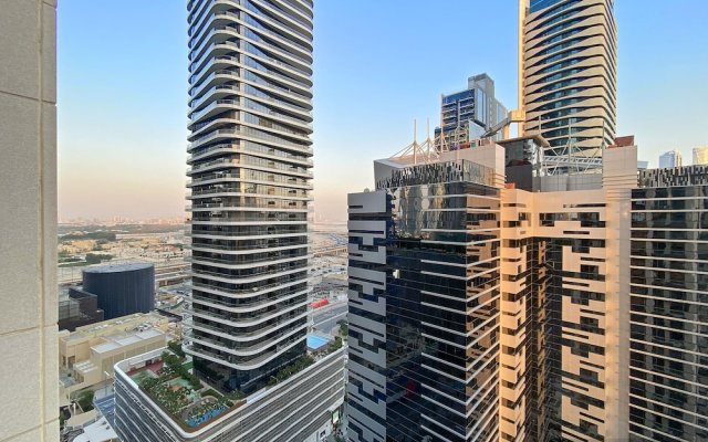 WelHome - Exclusive Apartment 5 minutes Walk to Dubai Mall
