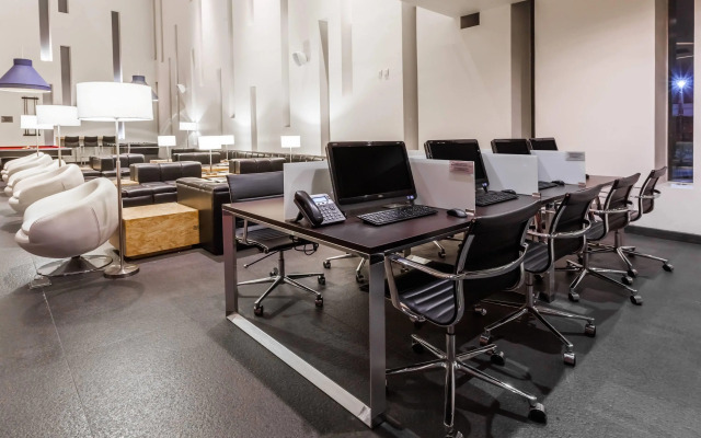 Ramada Encore by Wyndham Guadalajara Sur