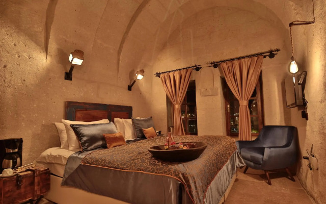 The Owl Cave Hotel
