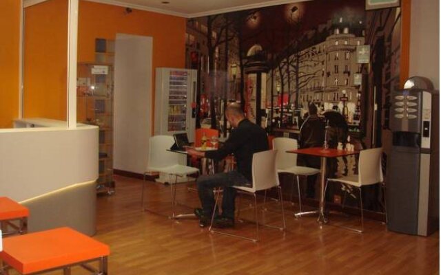 Hostal Escala Luna