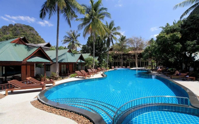 Sand Sea Resort