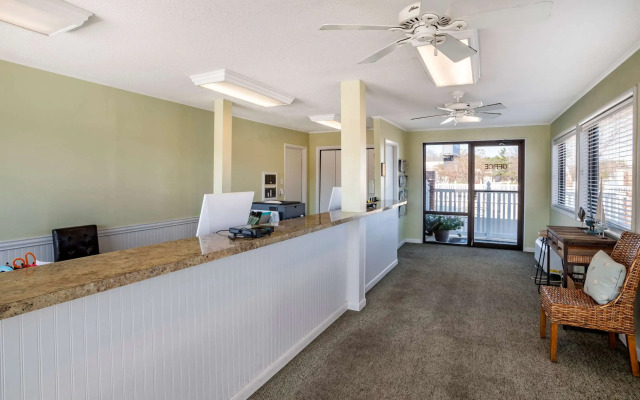 Rodeway Inn And Suites