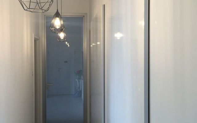 Casa River by Starhost