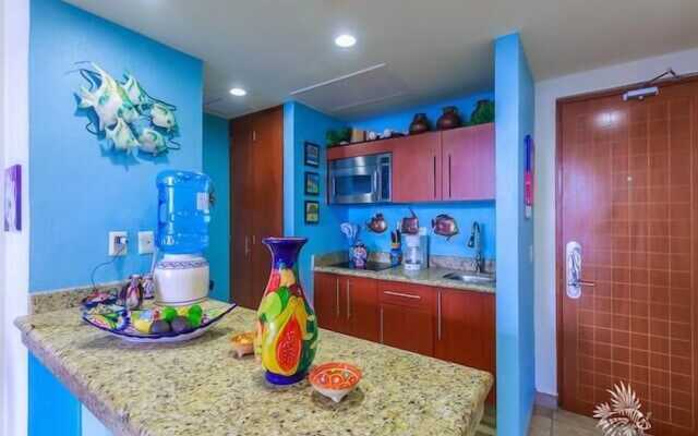 Ixchel - Ground Floor One Bedroom Suite 2108