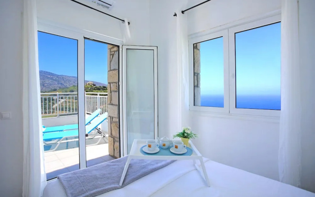Villa With 180 Degree Sea View - Sleeps 2-6