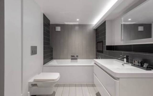 Leicester Square 3Br Penthouse W/ Terrace & Lift