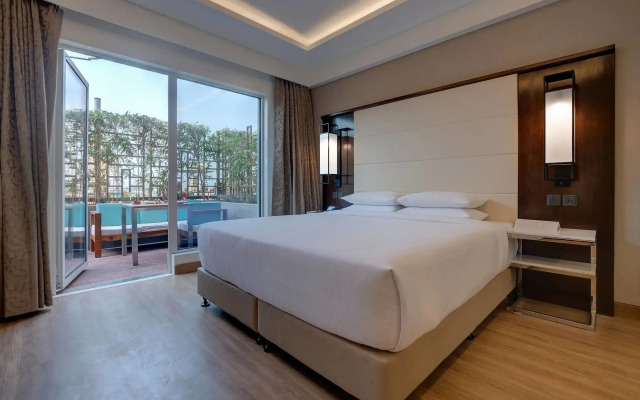 Courtyard by Marriott Surat