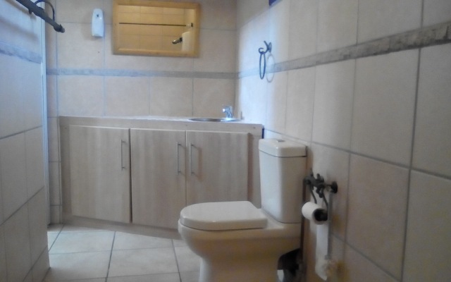 Private Garden Apartment