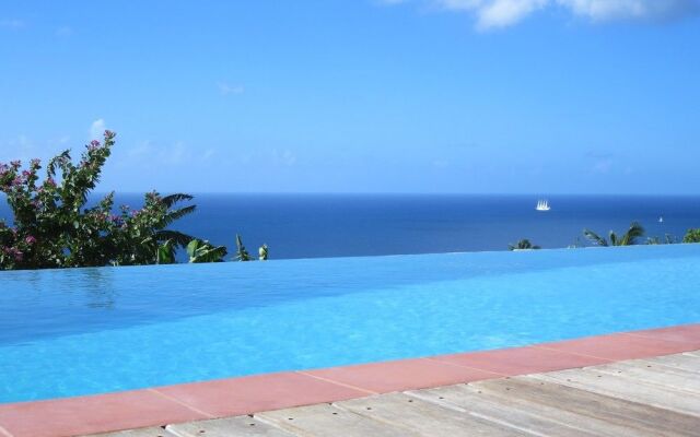 Tet Rouge Resort St. Lucia