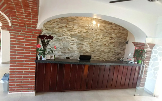 Marboka Hotel & Suites
