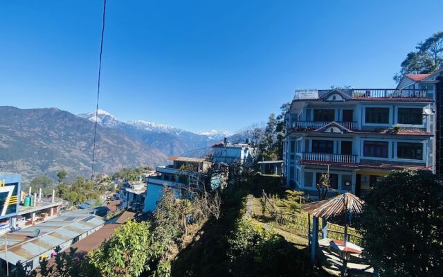 Taplejung Hotel Pathivara