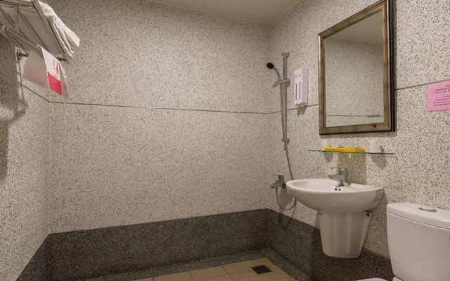 Shanghai Hotel
