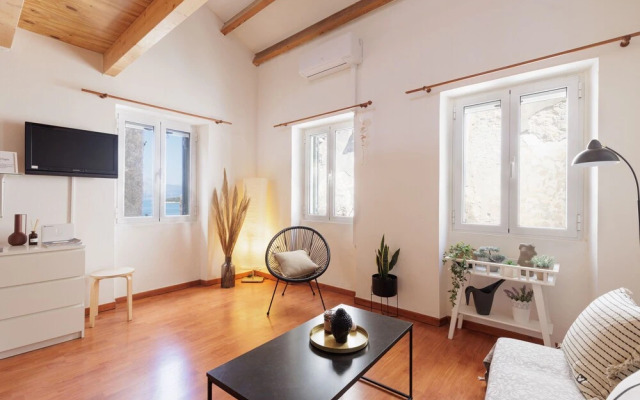 Calypso Apartment by Konnect, Corfu Old Town