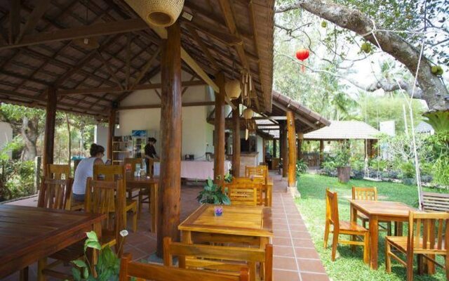 La Mer Resort