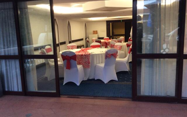 The Heron By Sarovar Portico India