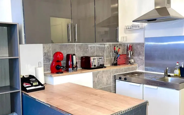 Charming 1-bed Loft Apartment in Romford