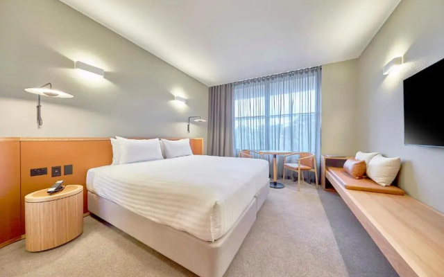Wonil Hotel Perth - Handwritten Collection