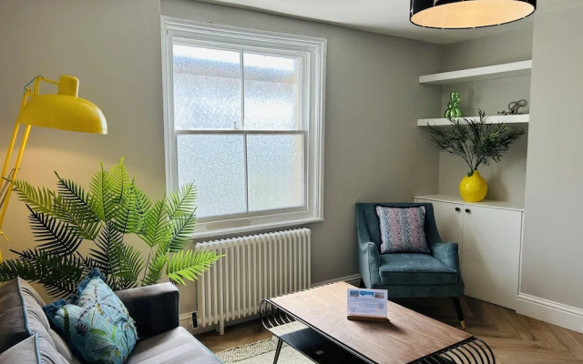 Hove Alone 5 Top Floor By My Getaways