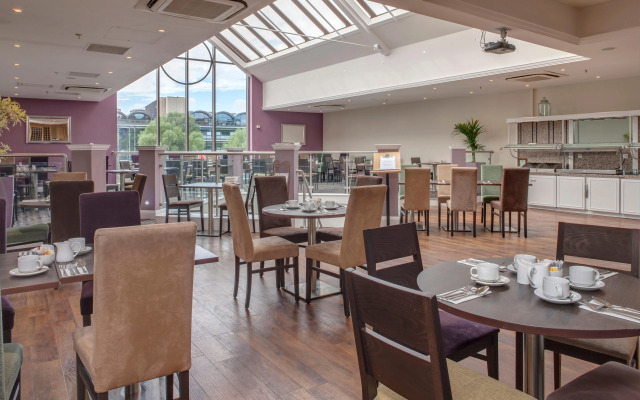Holiday Inn Lincoln by IHG