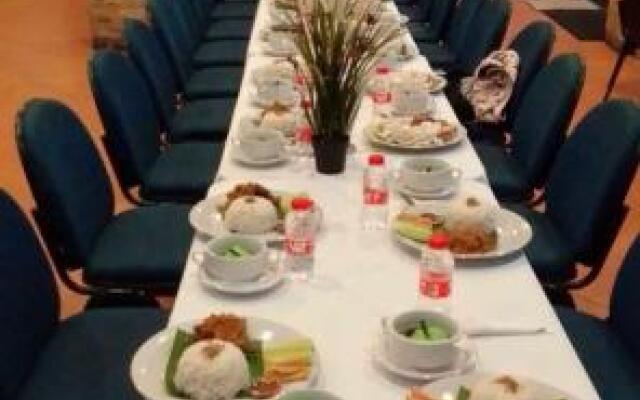 Karang Sari Hotel