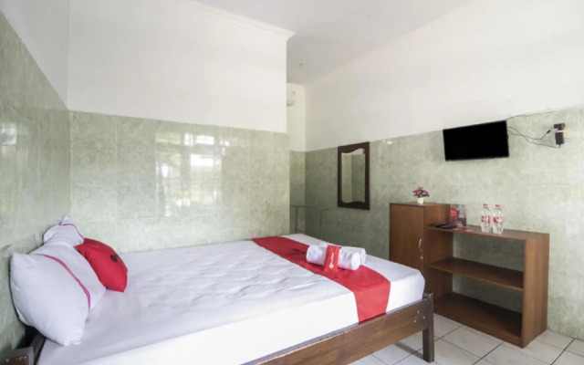 Hotel Sala by RedDoorz
