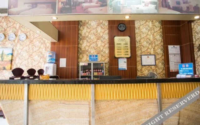 Donggang Business Hotel