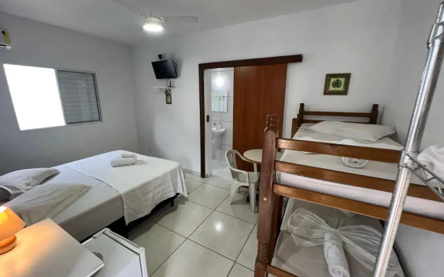 Pura Vida Ubatuba Suítes