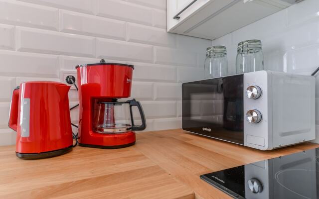 FM Deluxe 2-BDR Apartment - LOVEly