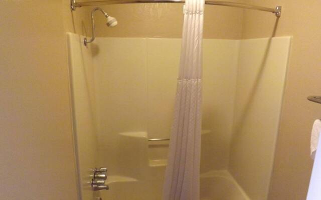 Executive Inn by OYO Kilgore North