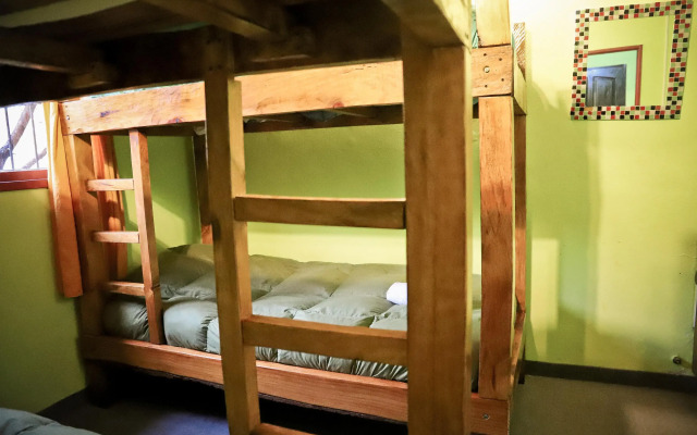 The House Hostel Resto & Bar Bariloche