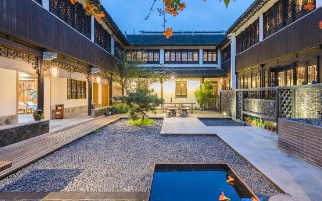Zhenfengxuan Holiday Courtyard