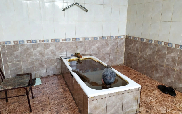 Красивый Нафталан